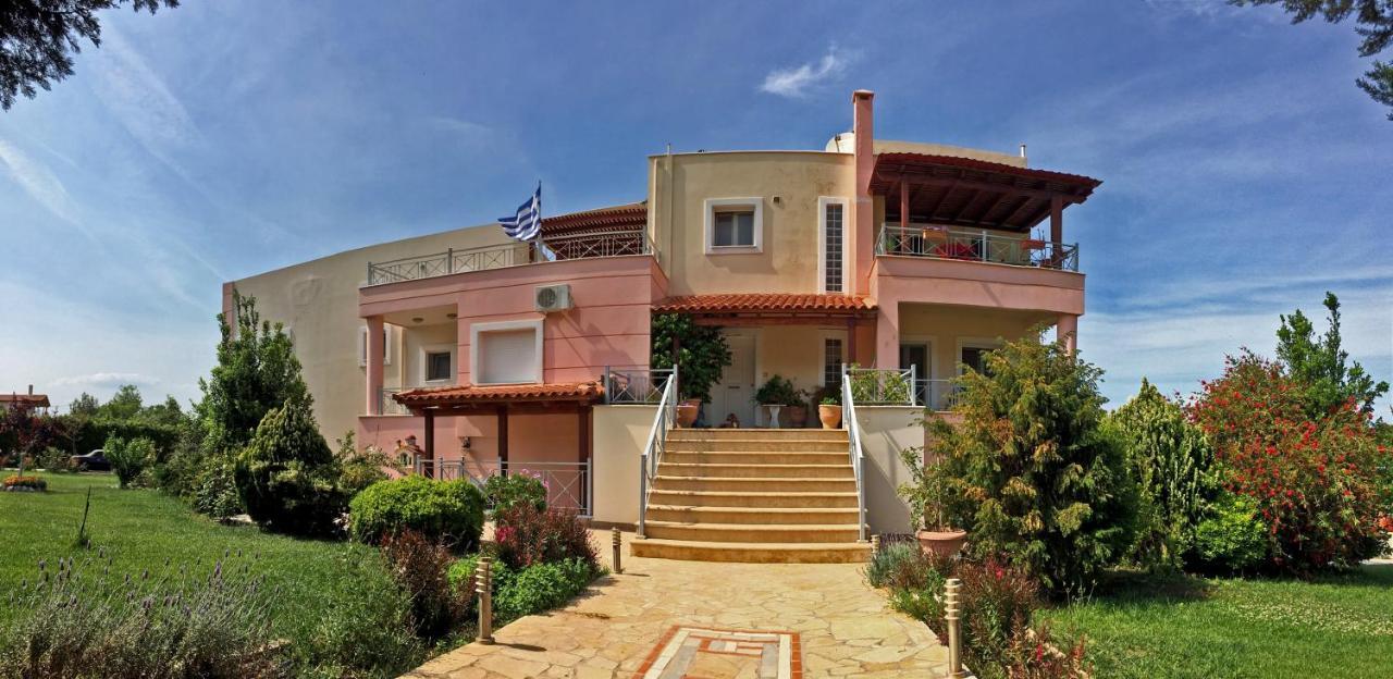 Brina'S Luxury Apartments Agioi Apostoloi  Exterior photo