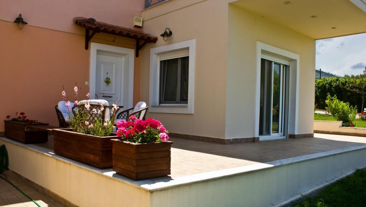 Brina'S Luxury Apartments Agioi Apostoloi  Exterior photo