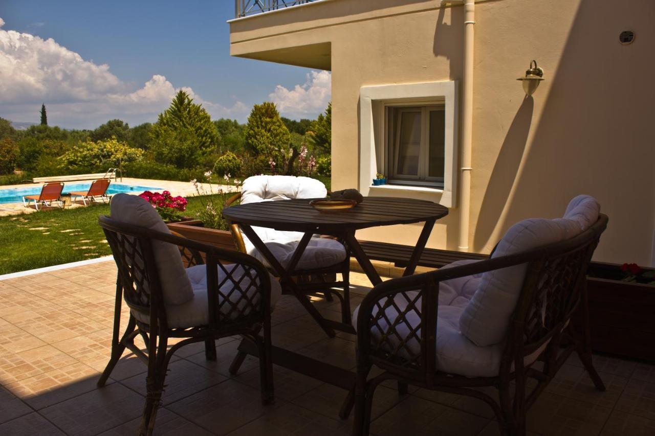 Brina'S Luxury Apartments Agioi Apostoloi  Exterior photo